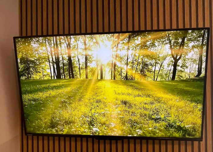 Urban Bliss Newly Renovated *